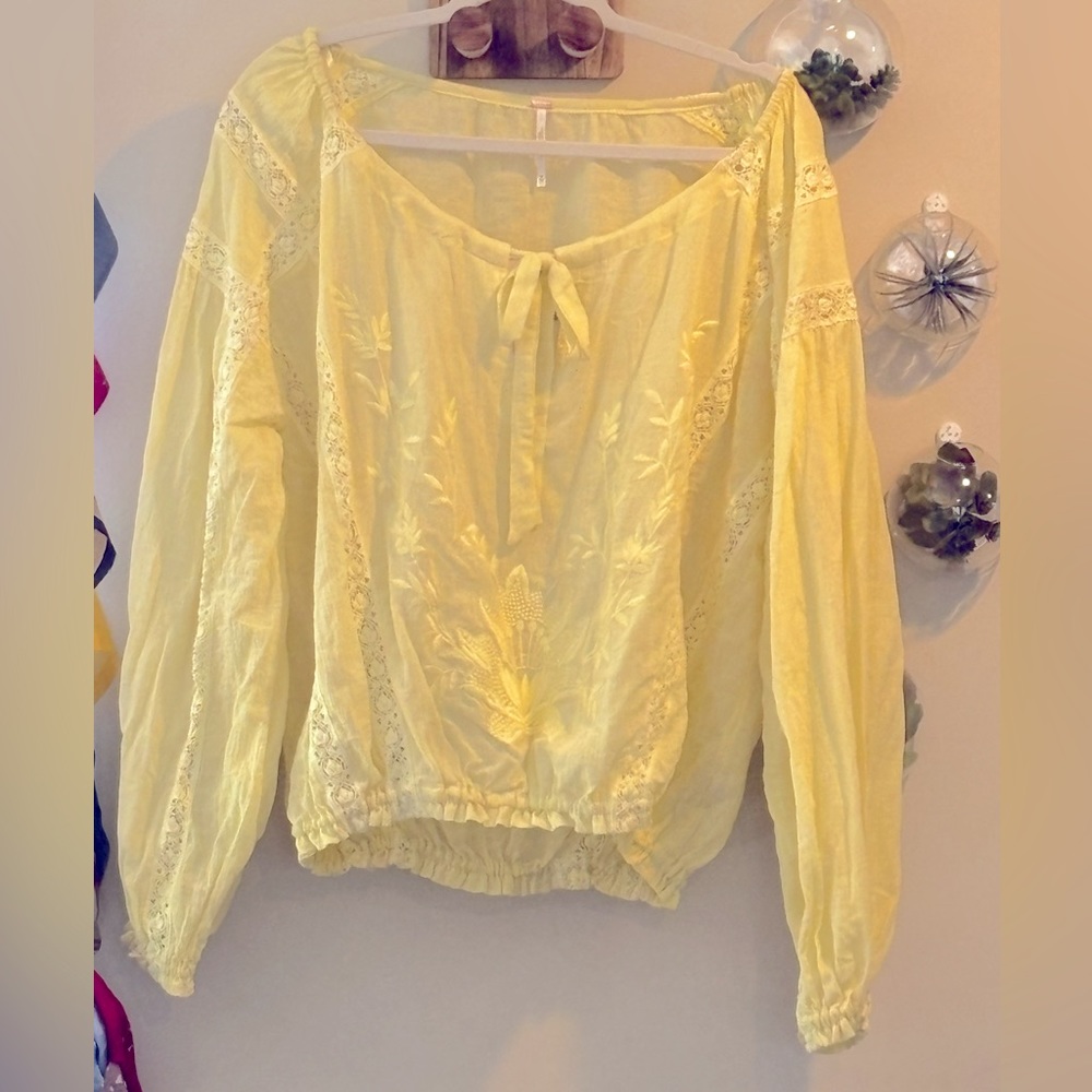 NWT Free People Embroidered top